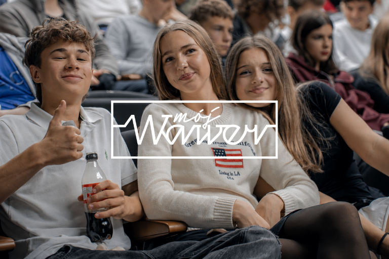 Uczniowie Wawer Startup School rozwijający pomysł na własny biznes